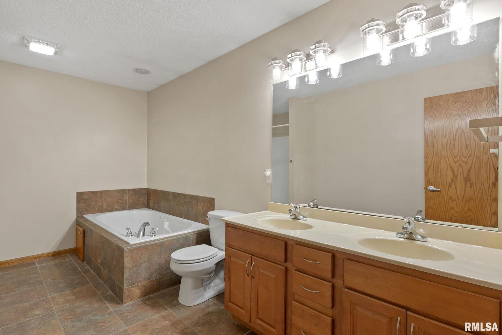 6112 34TH Avenue A Court