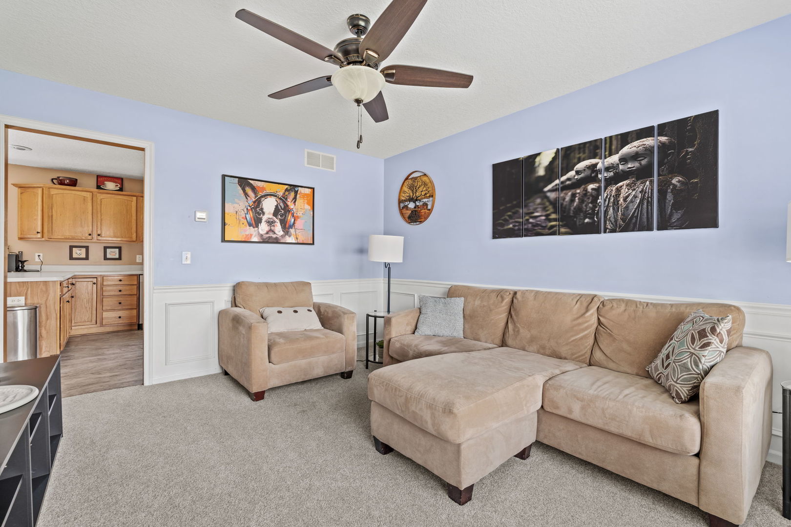 702 N Meadows Court