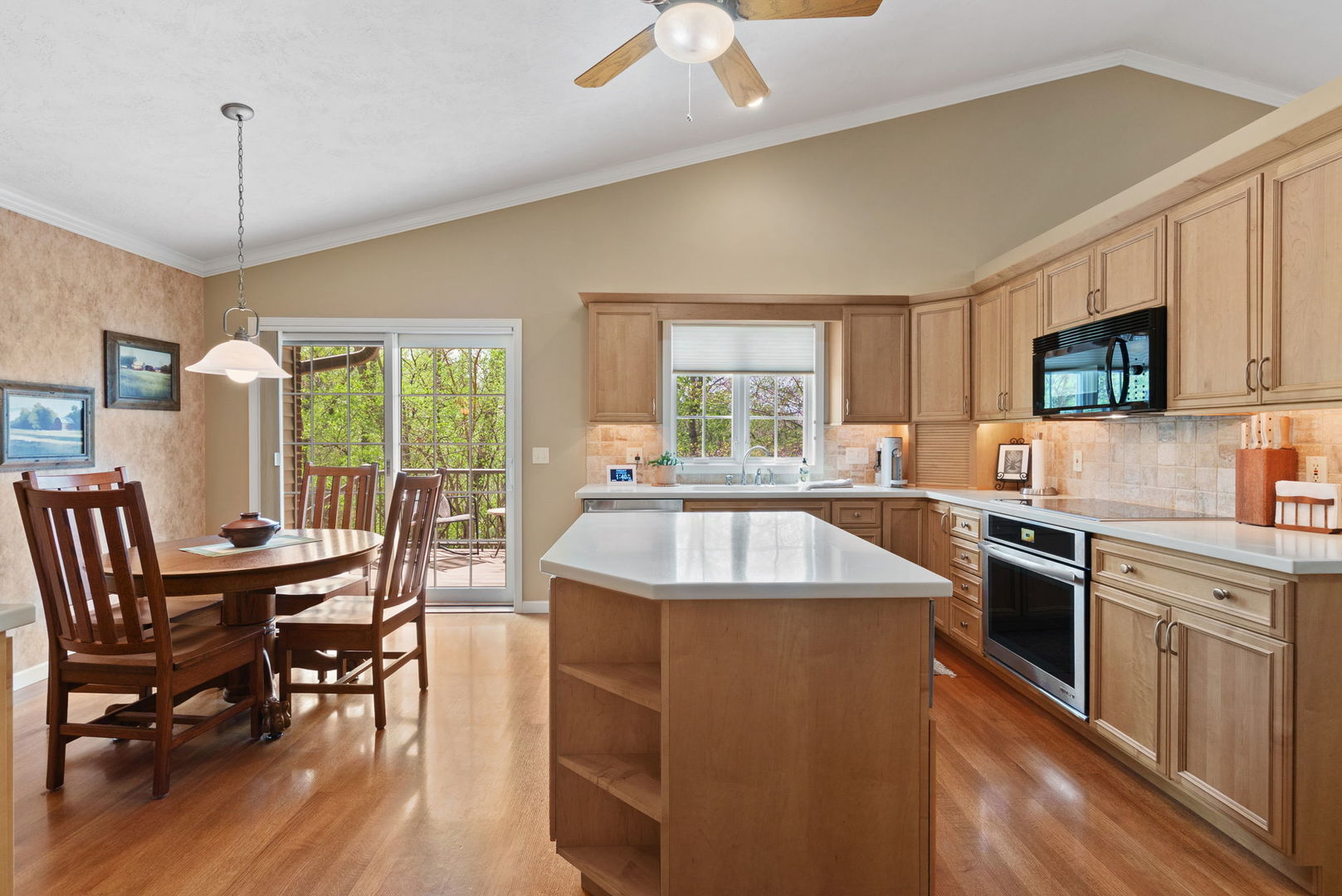 8 Briarwood Lane