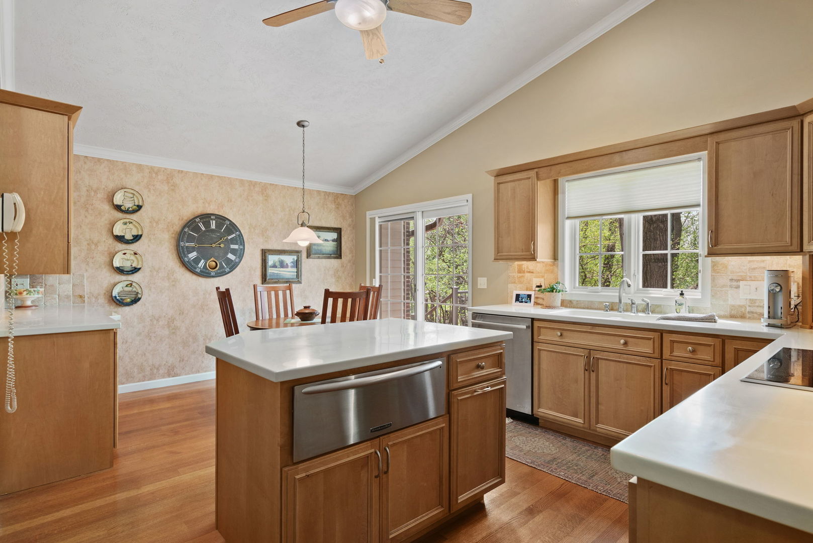 8 Briarwood Lane