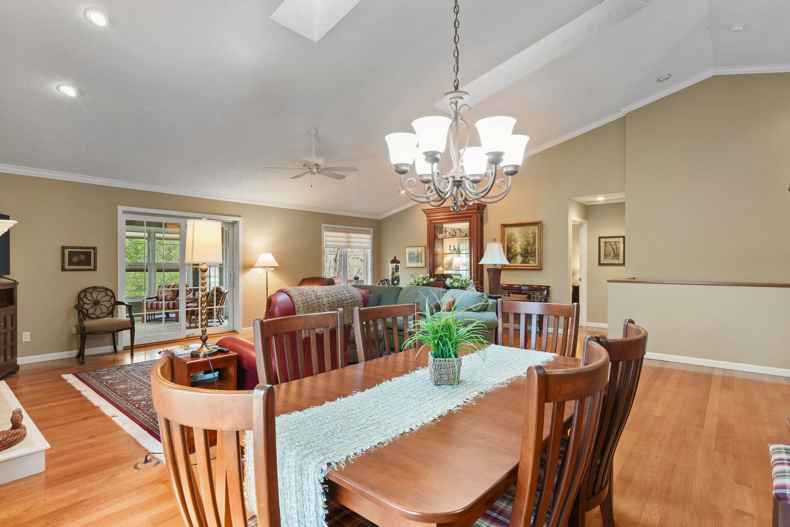 8 Briarwood Lane