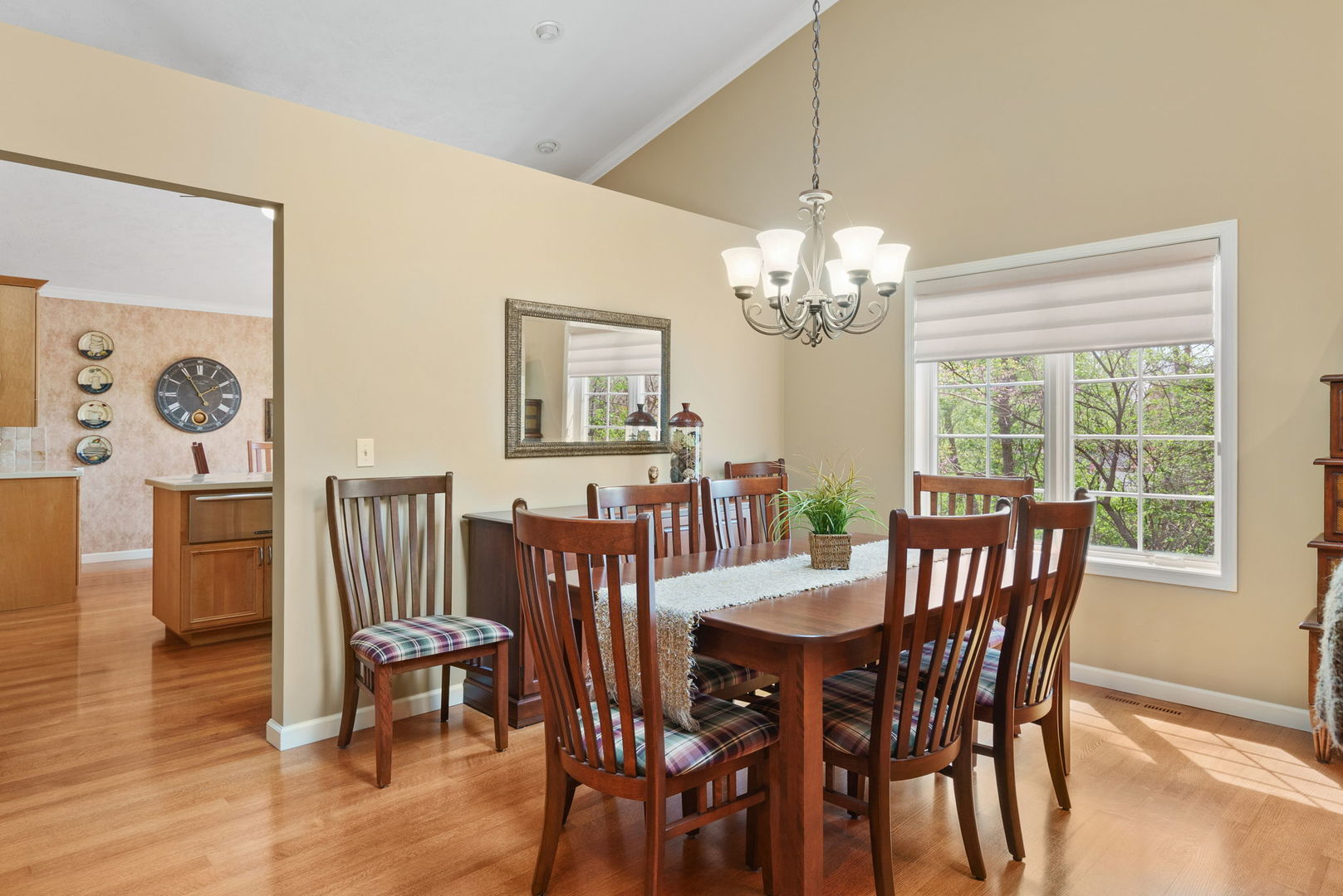 8 Briarwood Lane