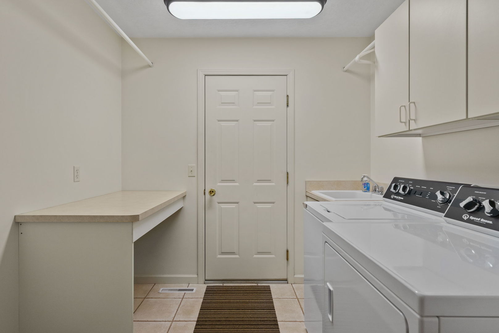 8 Briarwood Lane