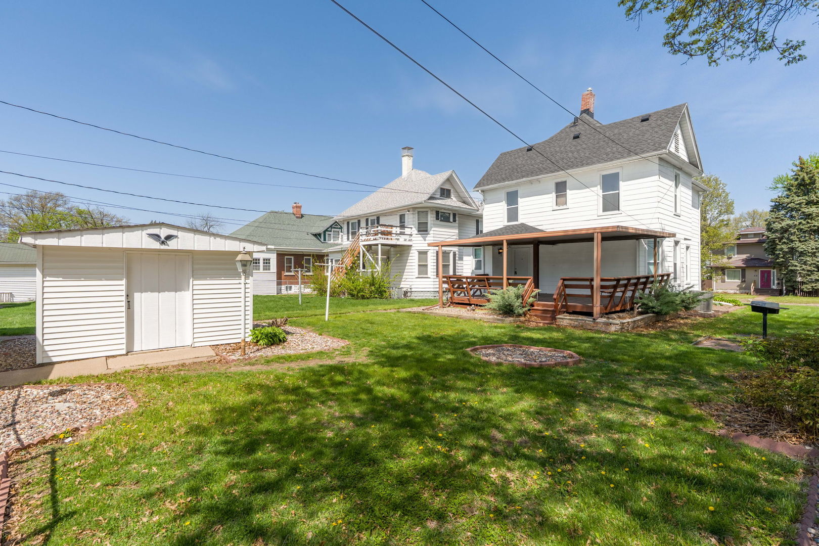 813 W Locust Street