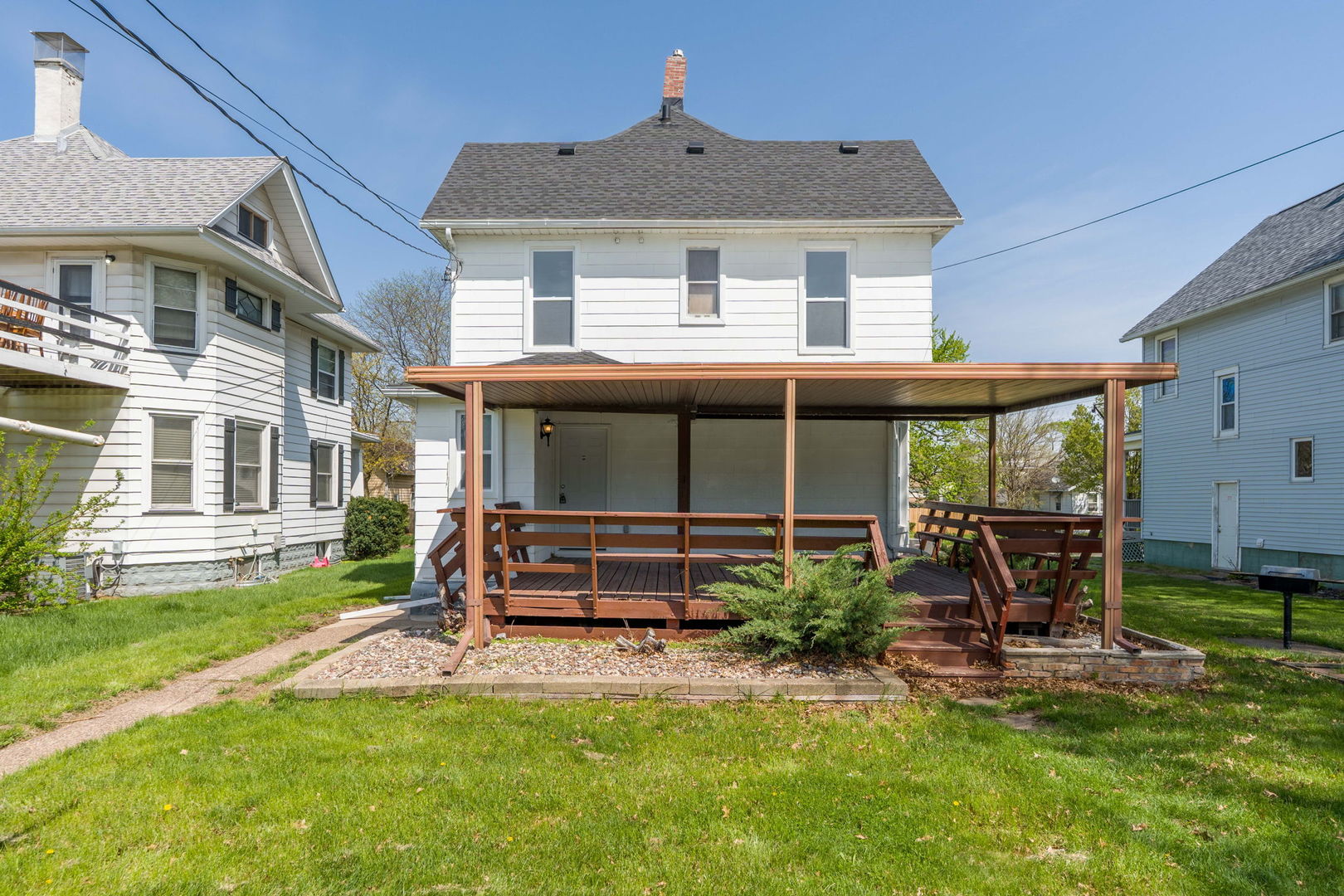 813 W Locust Street