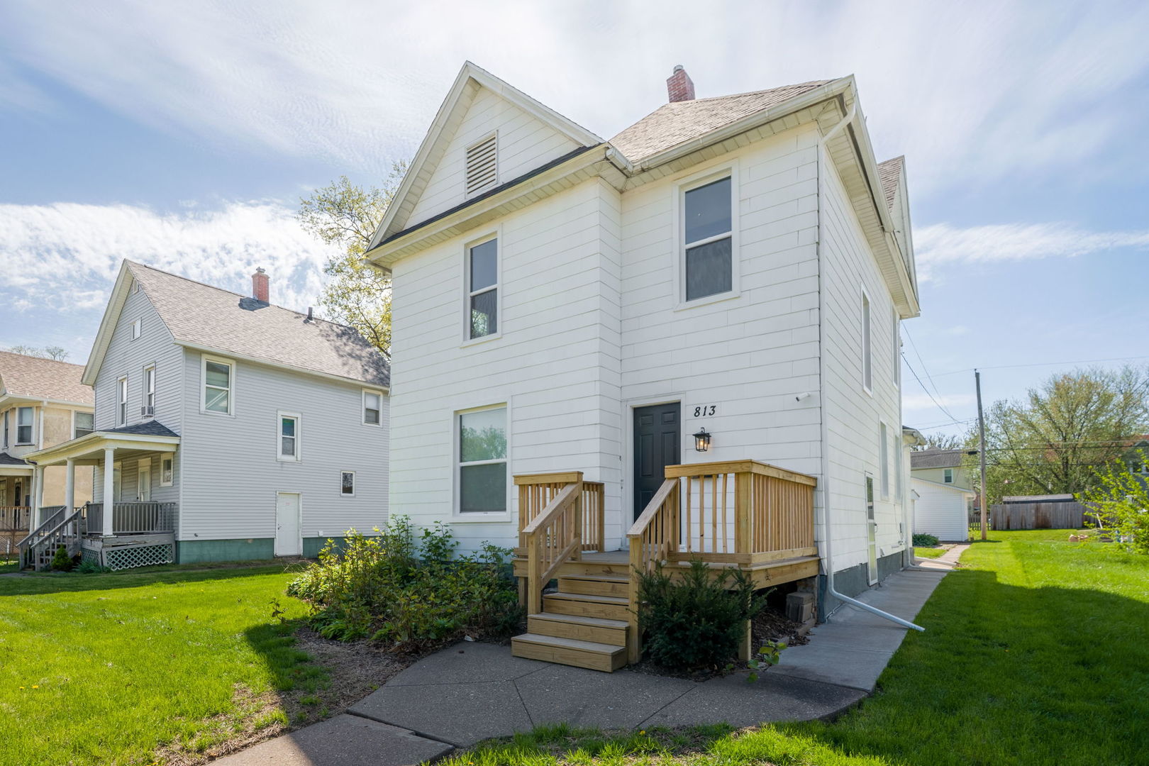 813 W Locust Street