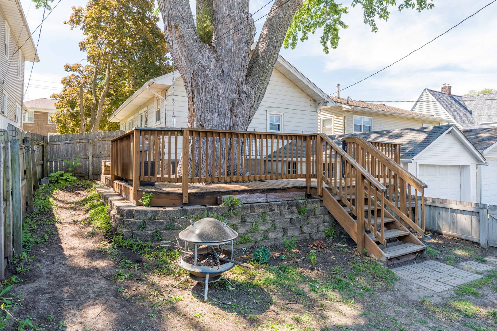 2607 Bridge Avenue