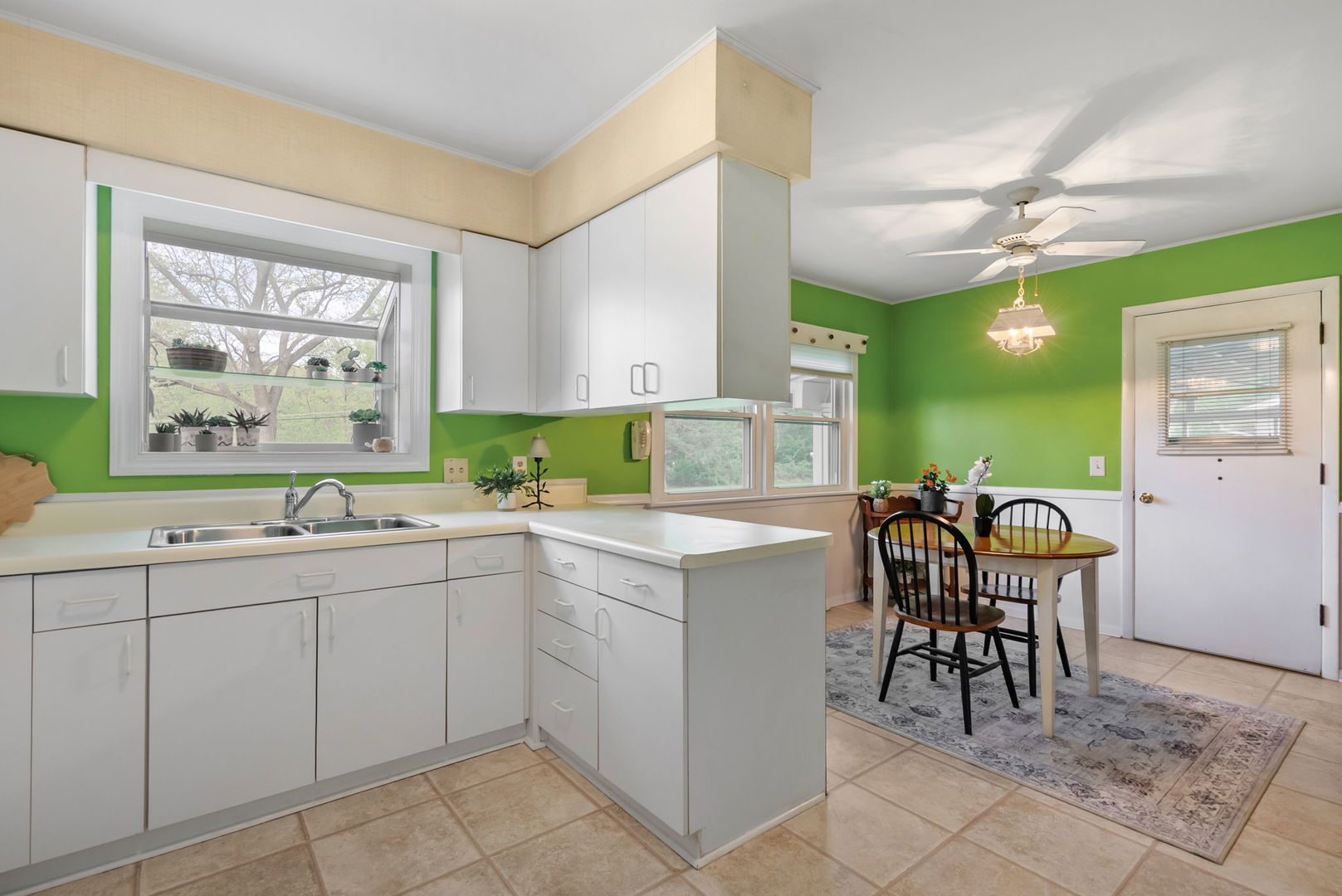 2625 Fairhaven Road