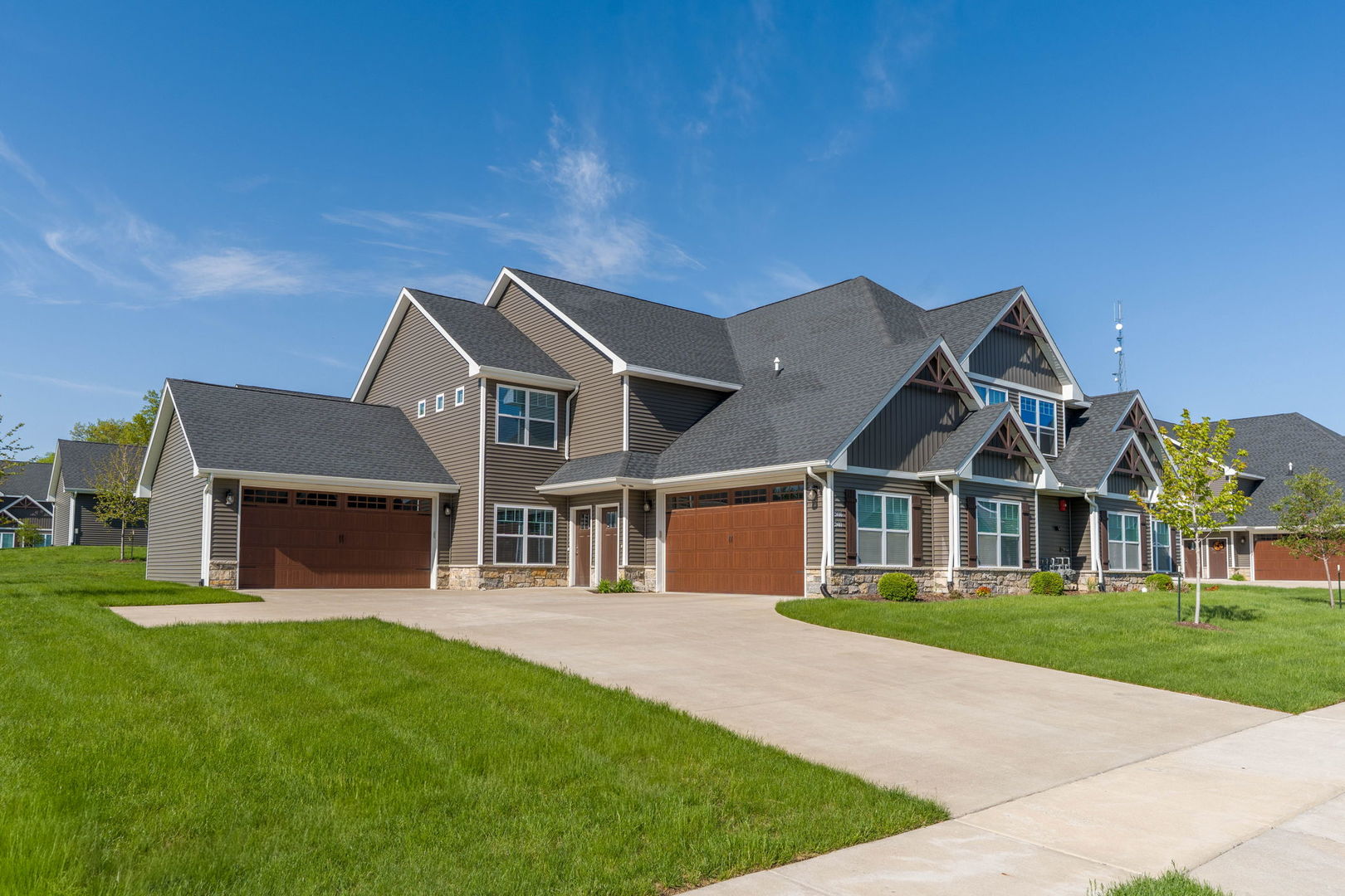 2940 Mary Leigh Drive Unit: 0
