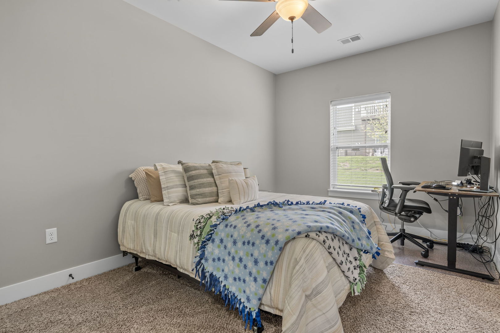 2940 Mary Leigh Drive Unit: 0