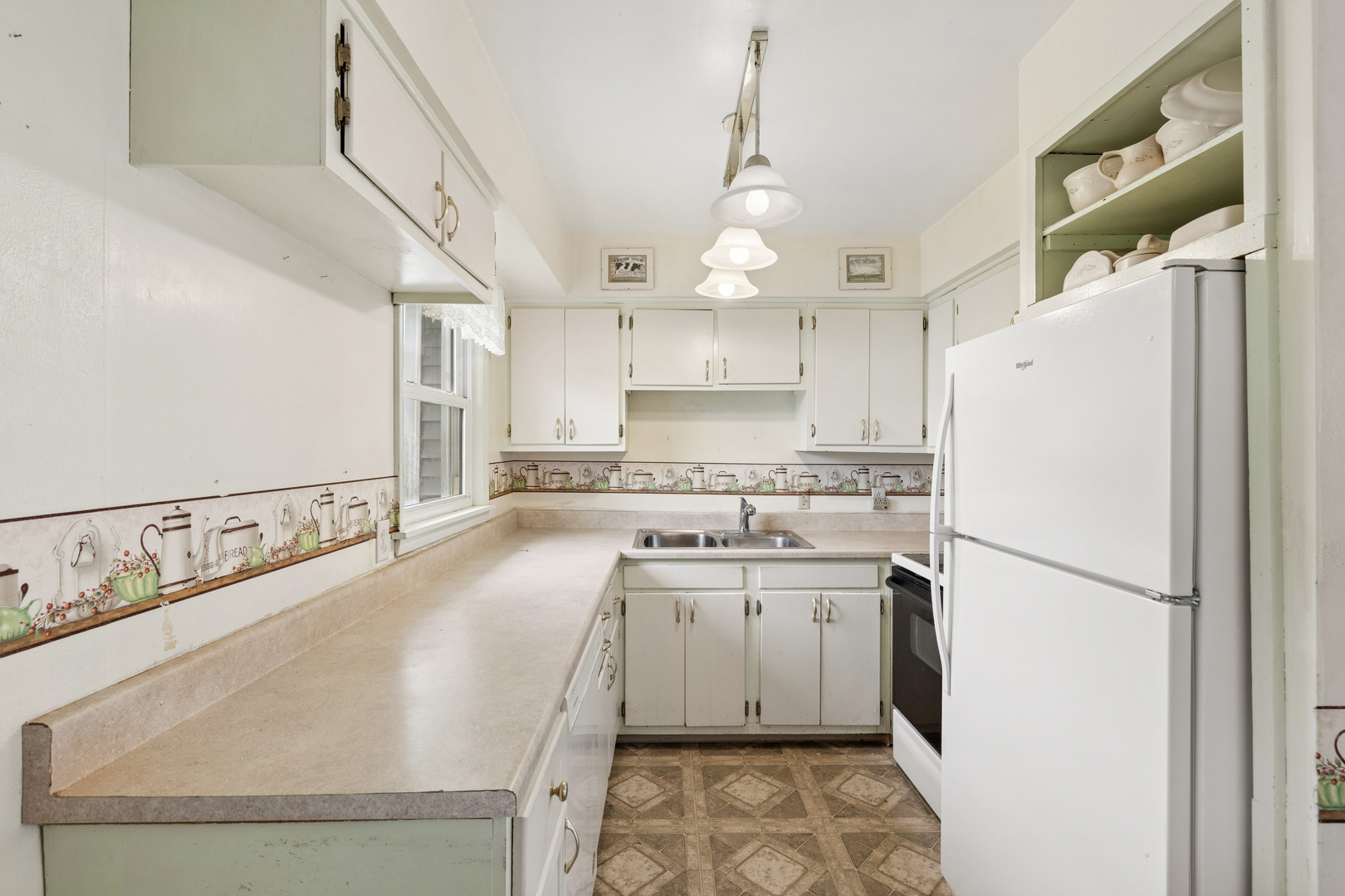 3323 W Denison Avenue