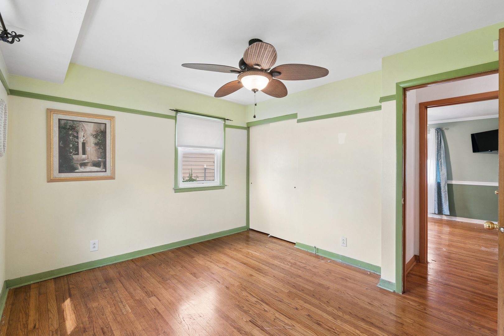 3323 W Denison Avenue