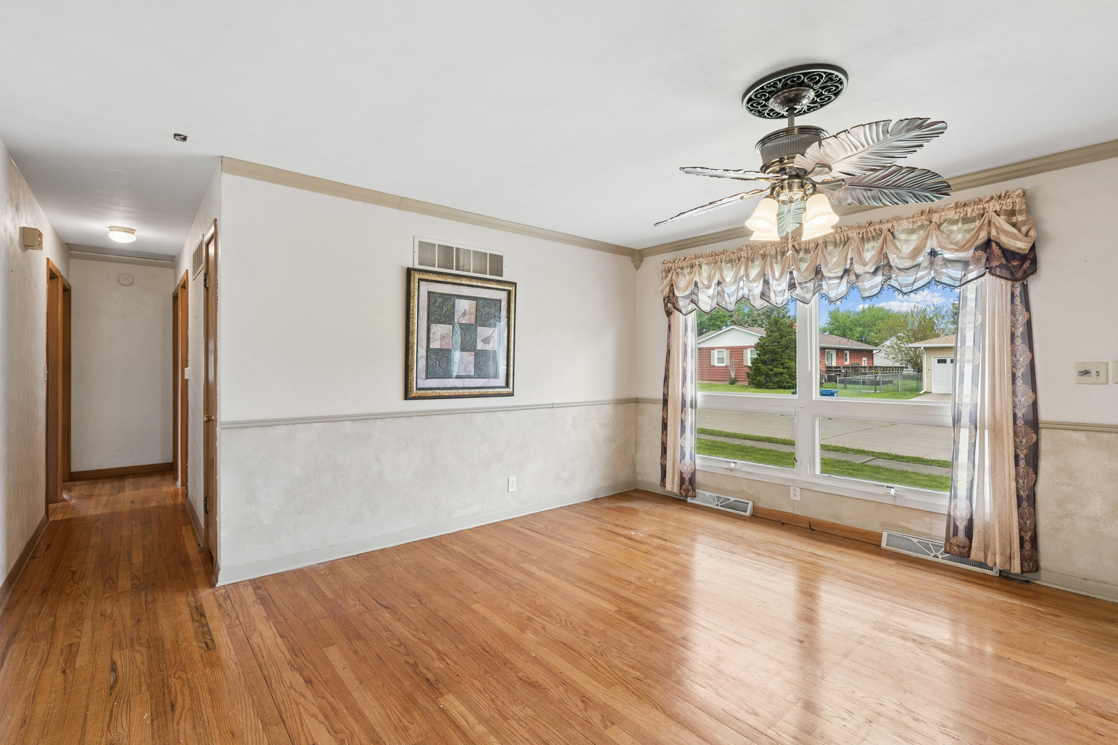 3323 W Denison Avenue