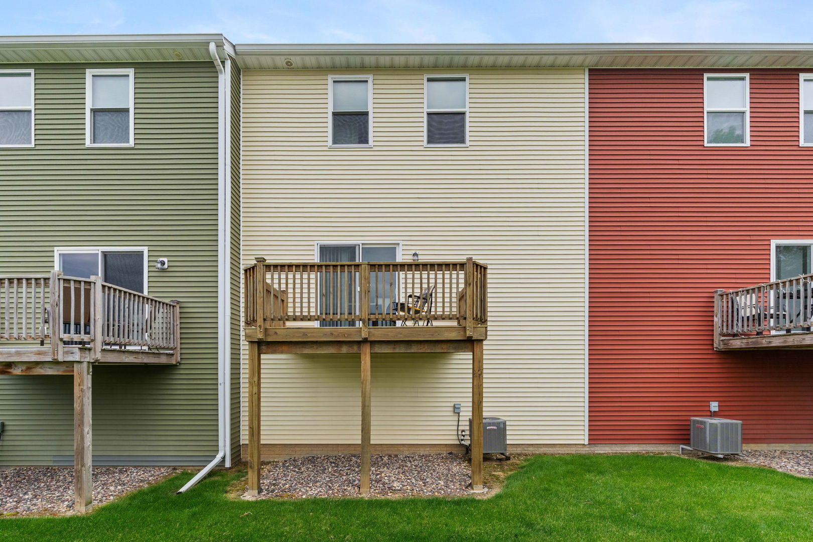 711 Cox Court