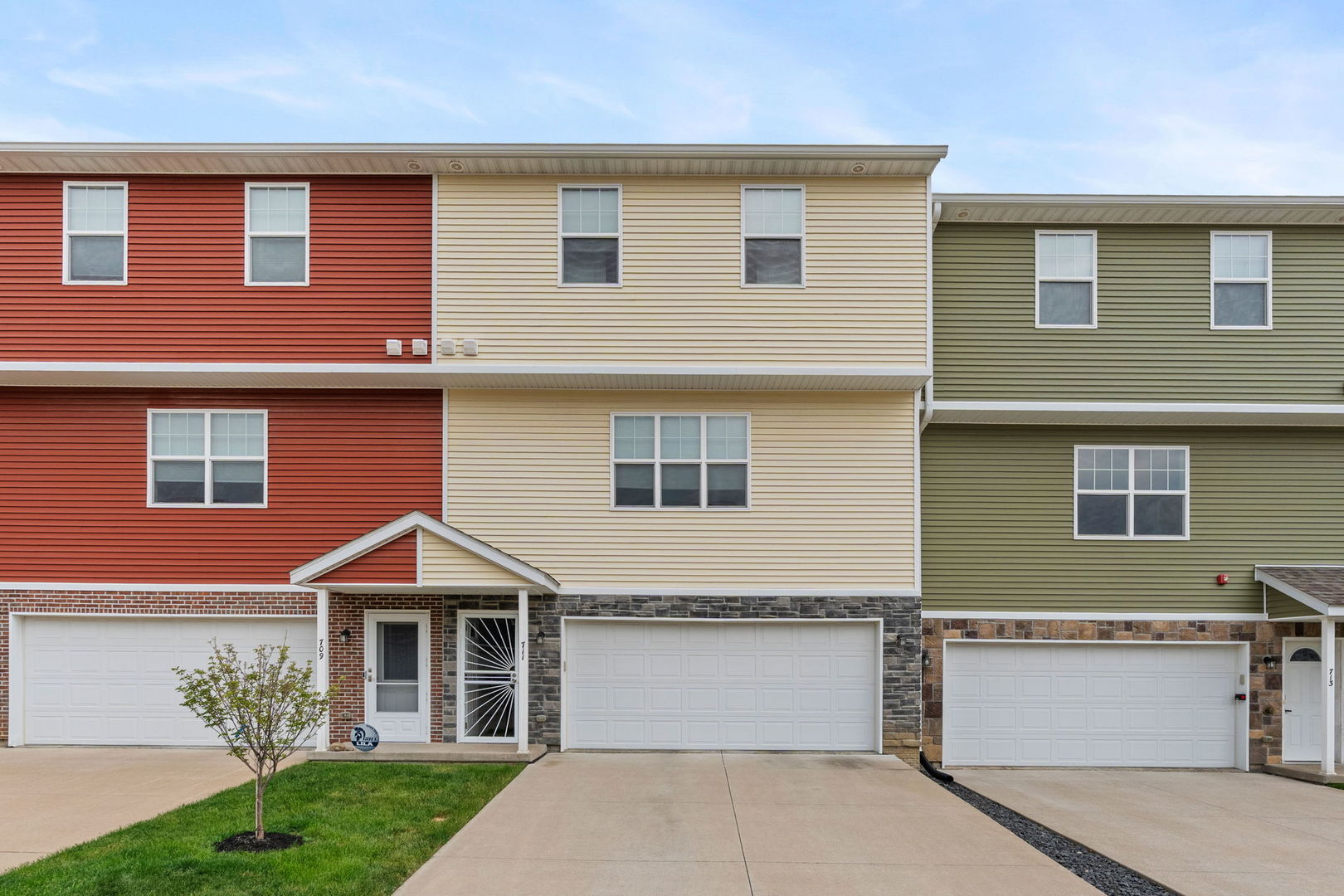 711 Cox Court