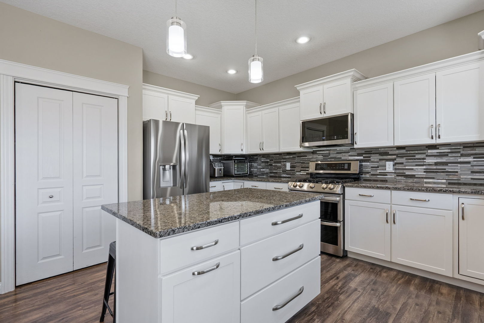 4305 Happiness Lane