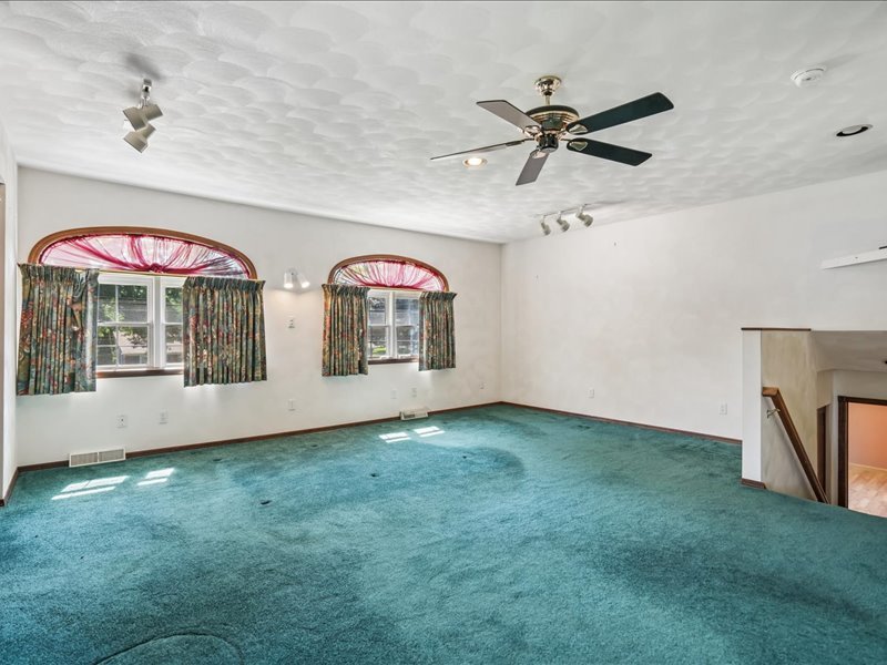 8526 54th Street
