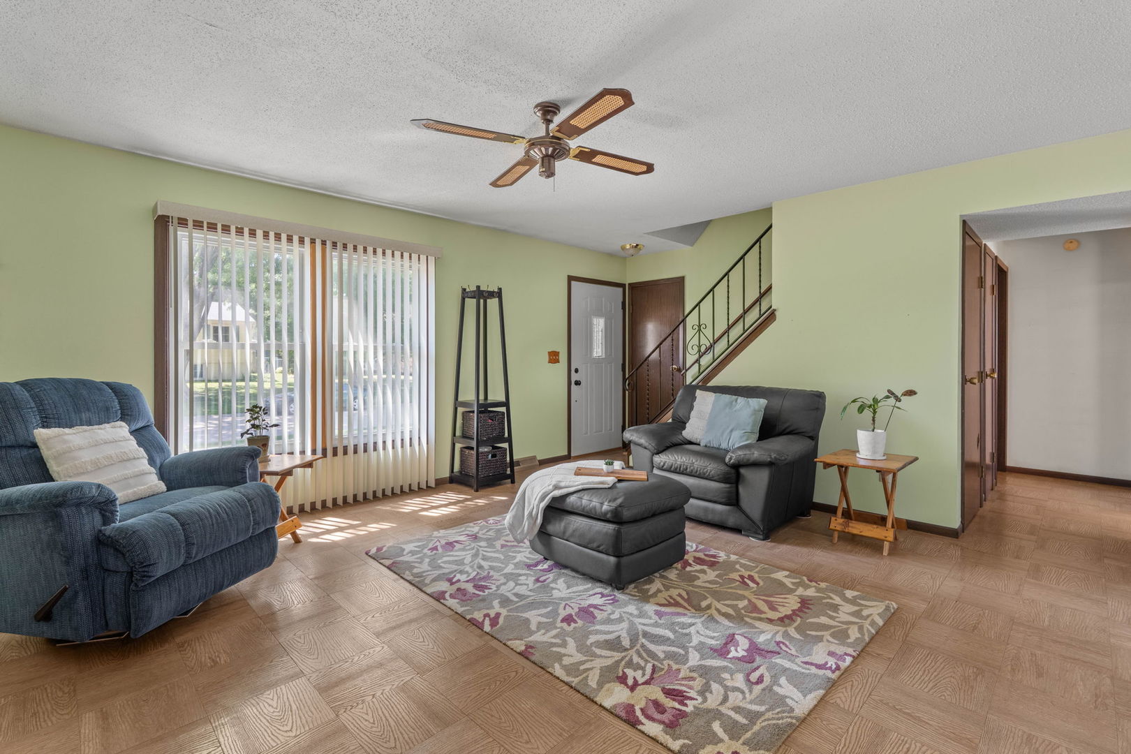 2368 Queens Court