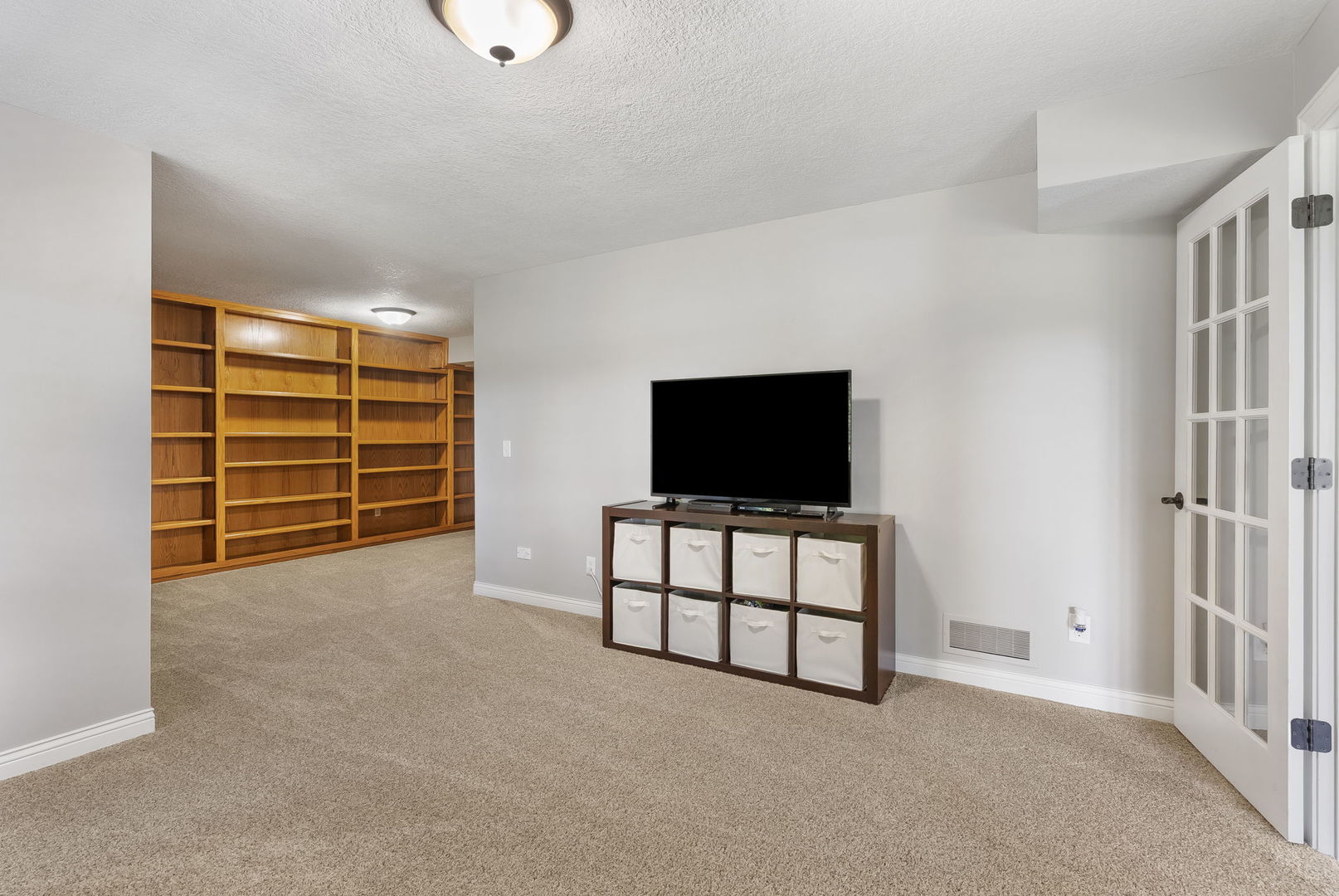 2267 Saint Andrews Circle