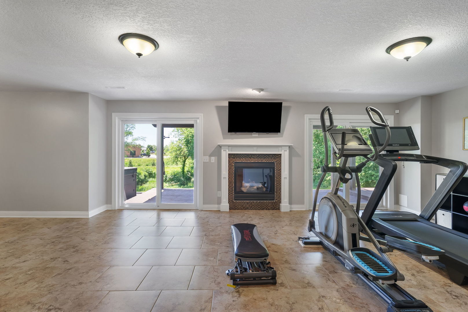 2267 Saint Andrews Circle