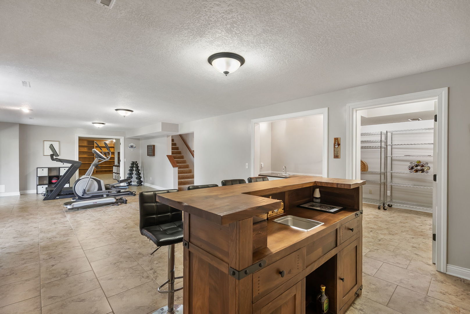 2267 Saint Andrews Circle