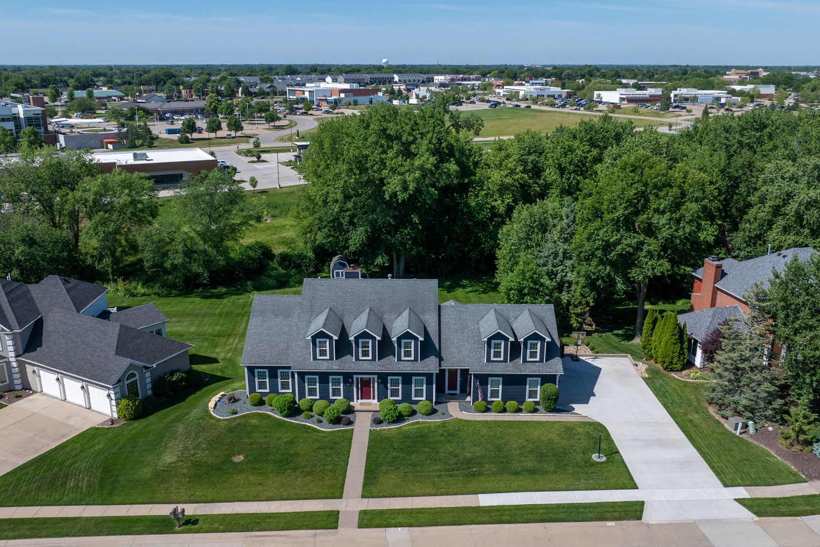 2267 Saint Andrews Circle