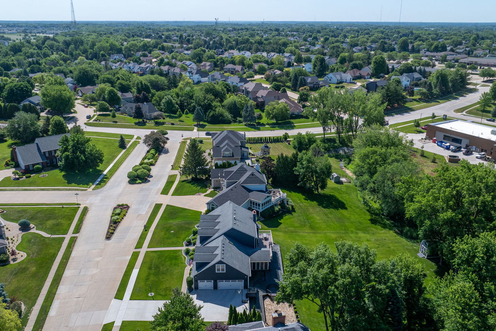 2267 Saint Andrews Circle