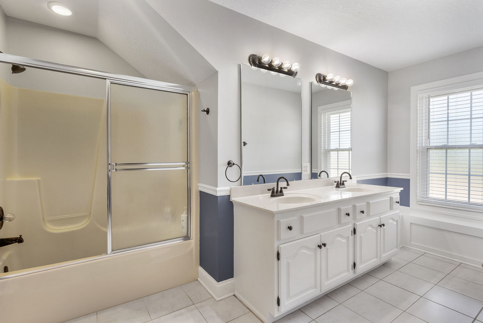2267 Saint Andrews Circle