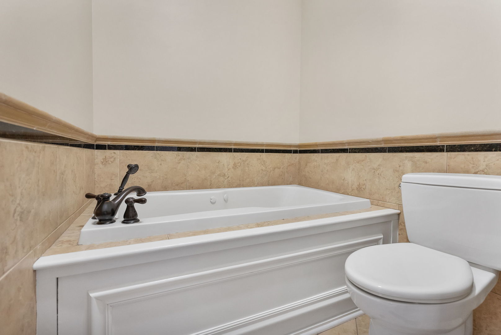 2267 Saint Andrews Circle