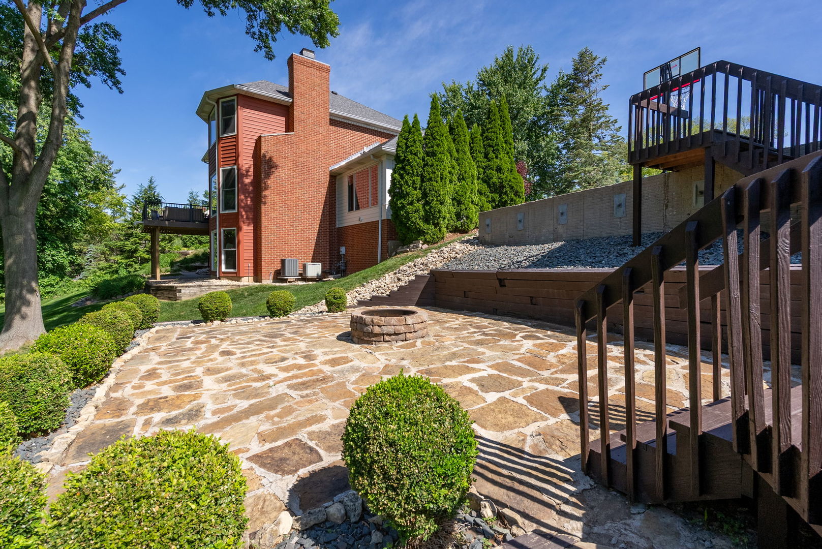 2267 Saint Andrews Circle
