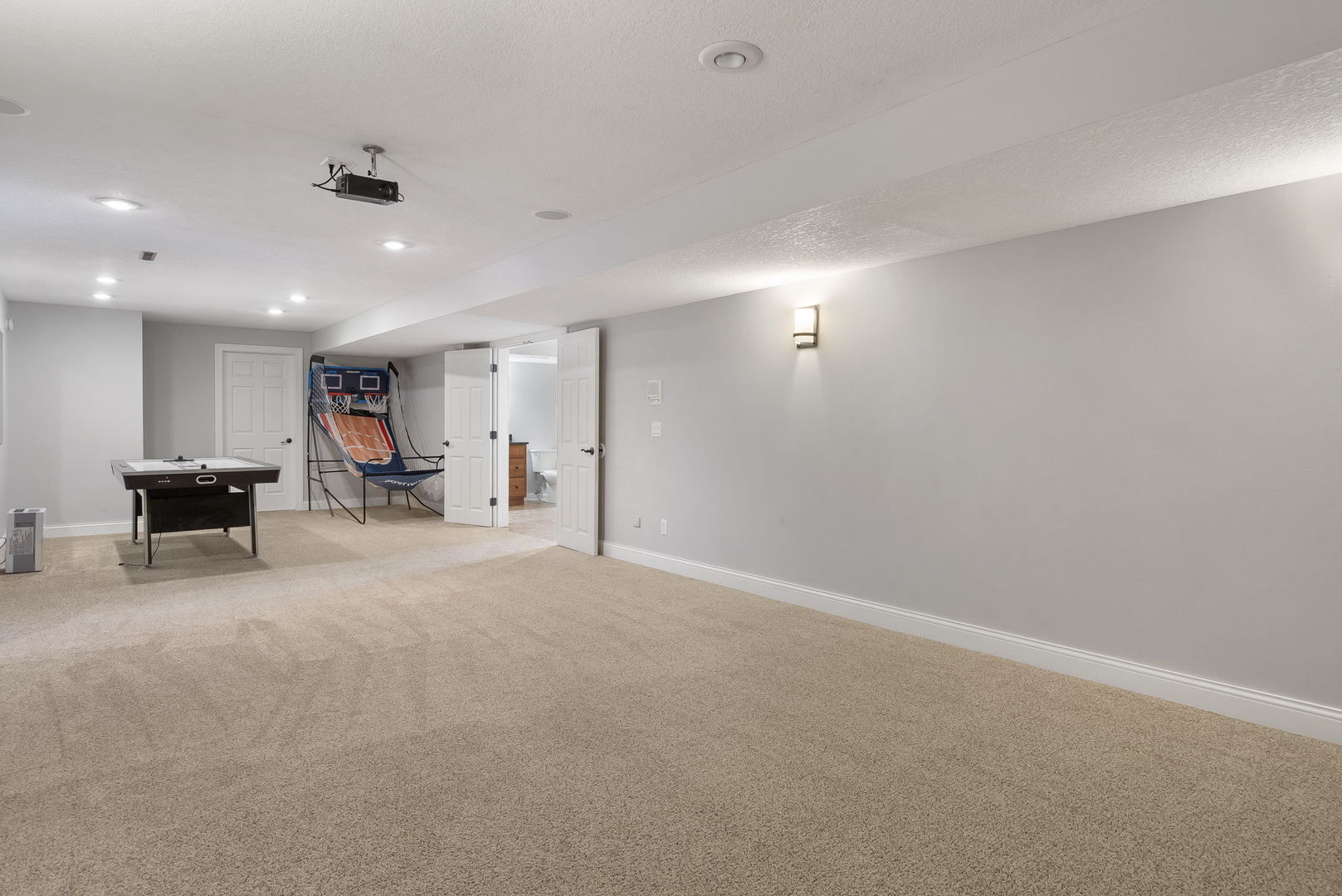 2267 Saint Andrews Circle
