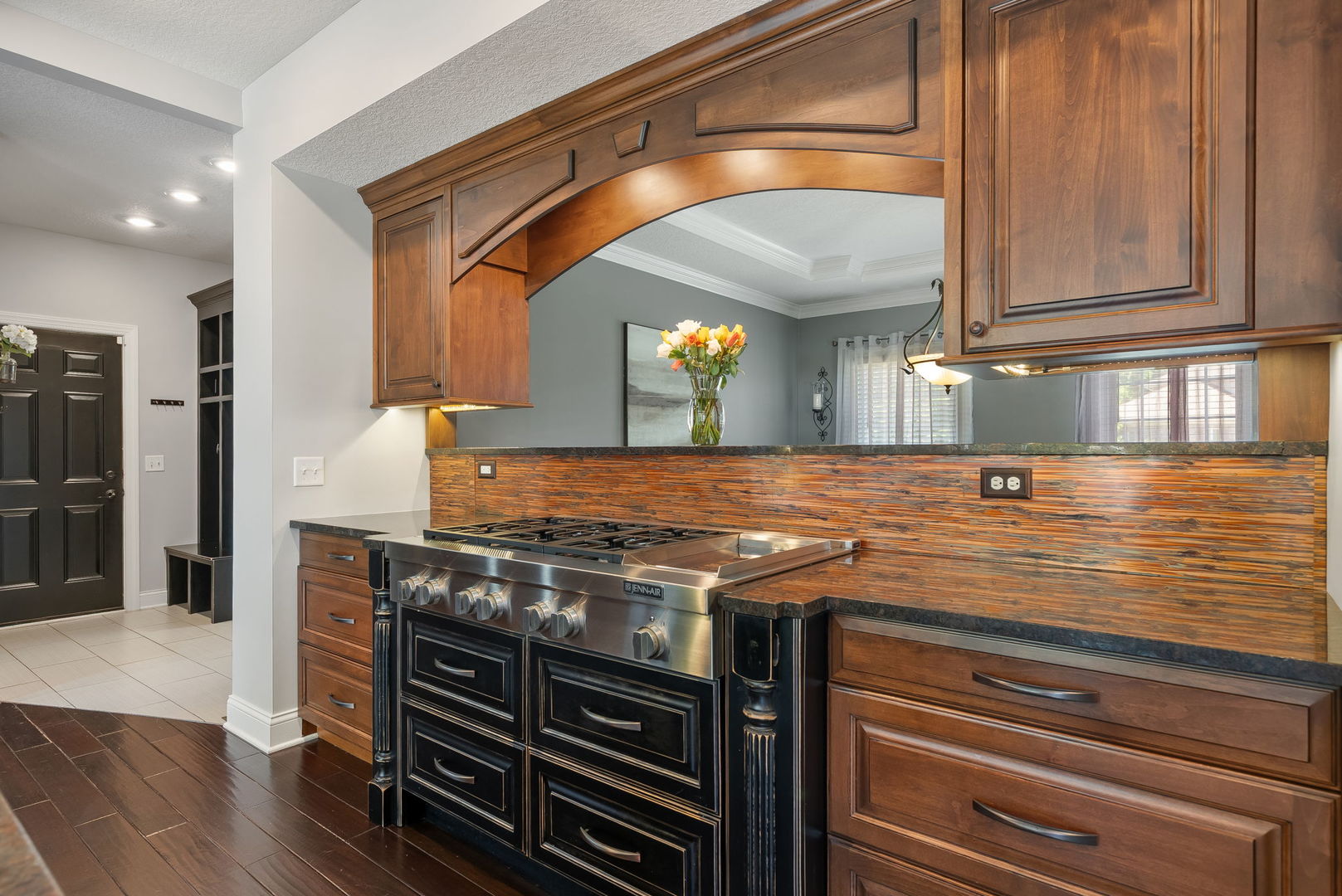 2267 Saint Andrews Circle