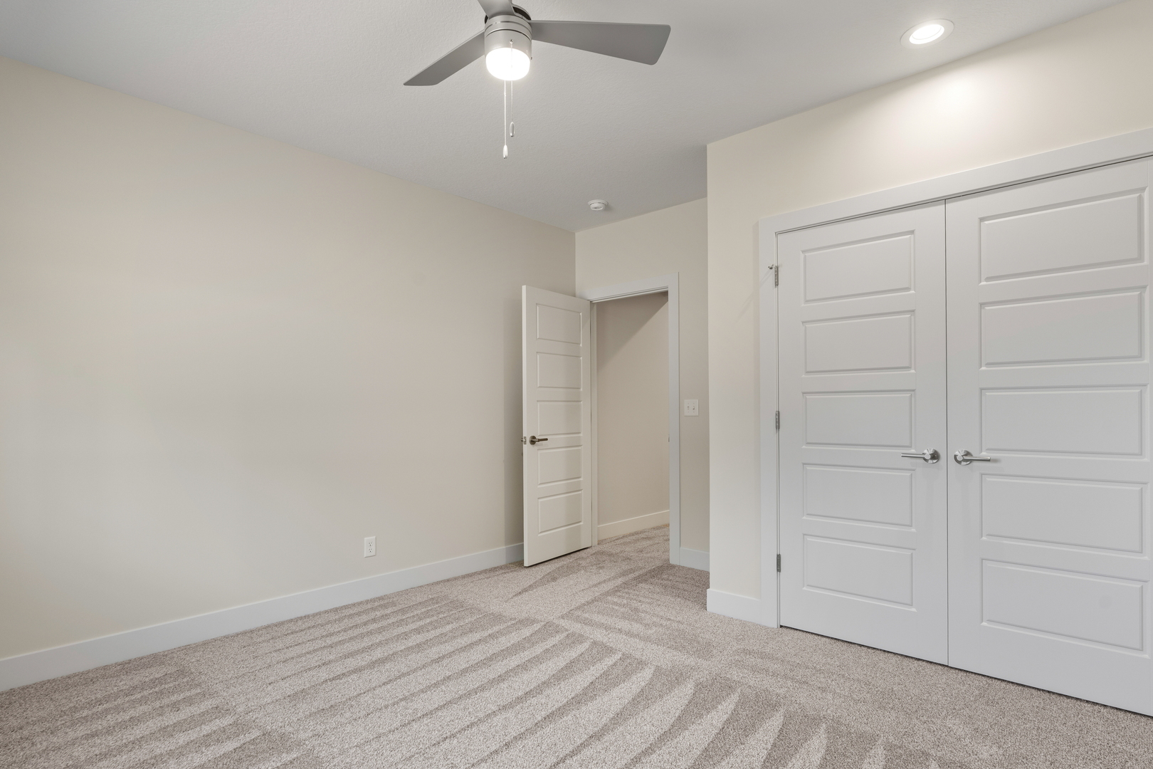 34 FRANK Court