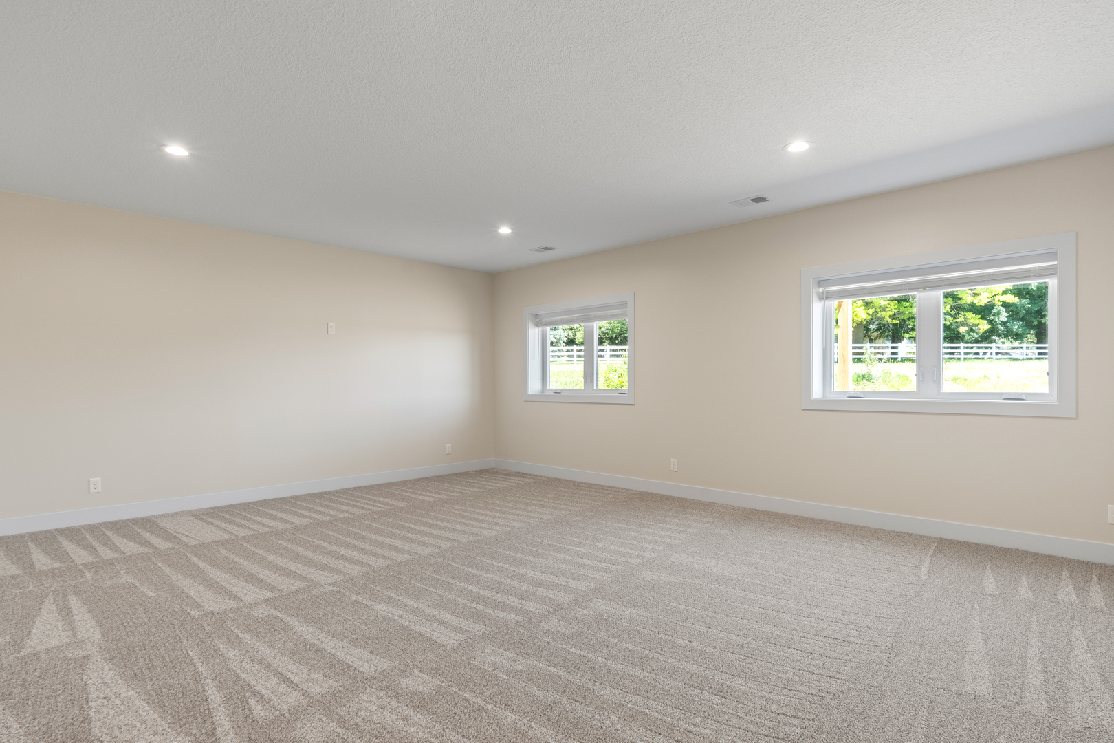 34 FRANK Court