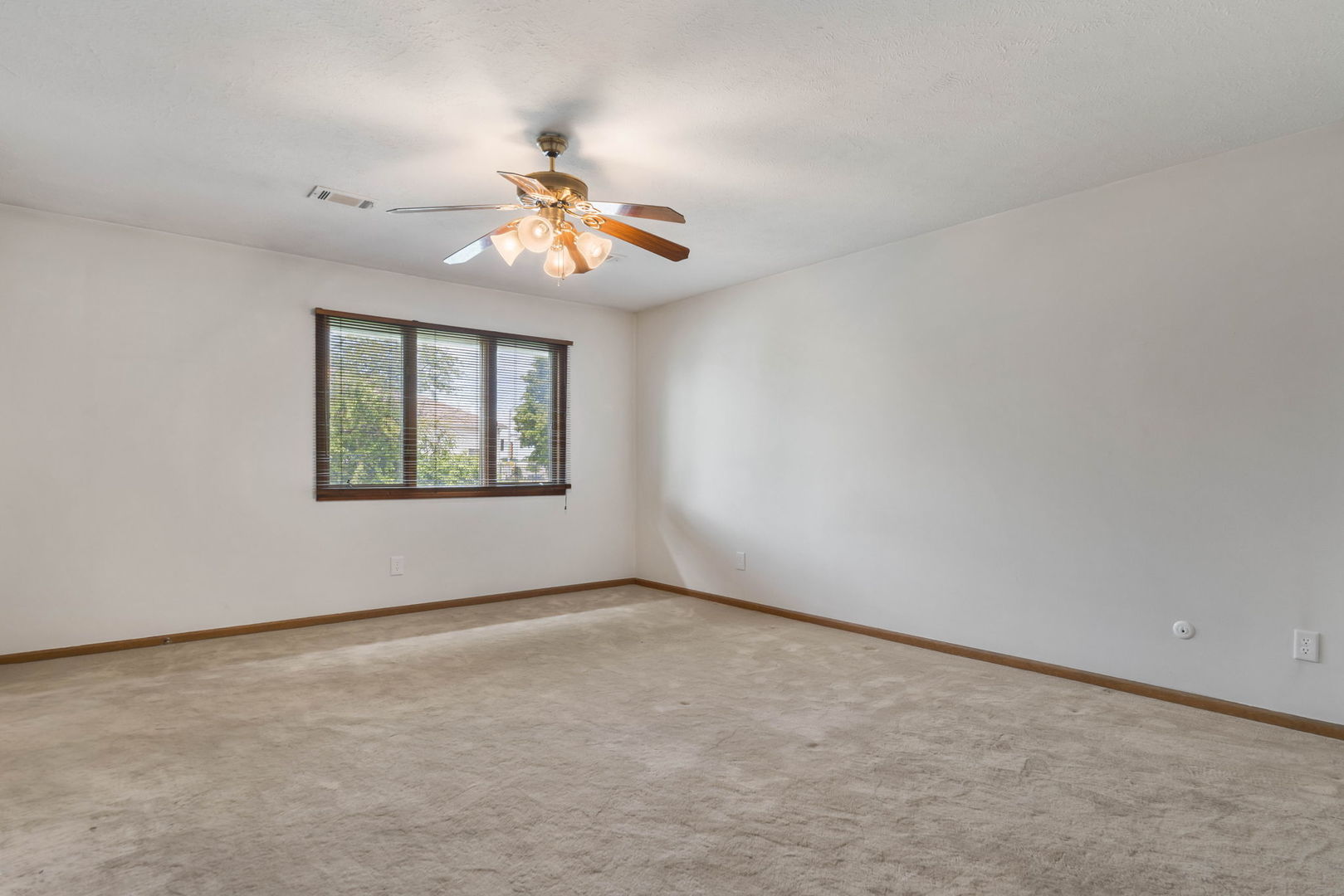 4554 Bunker Hill Drive