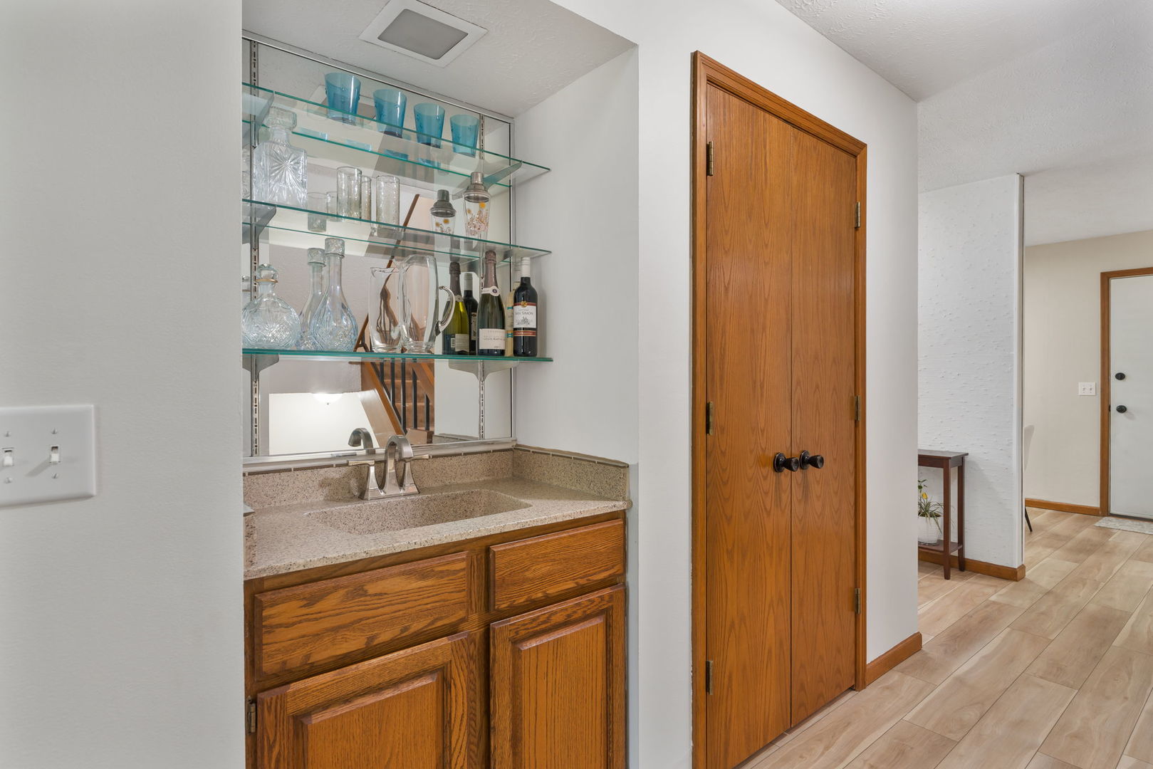 4554 Bunker Hill Drive