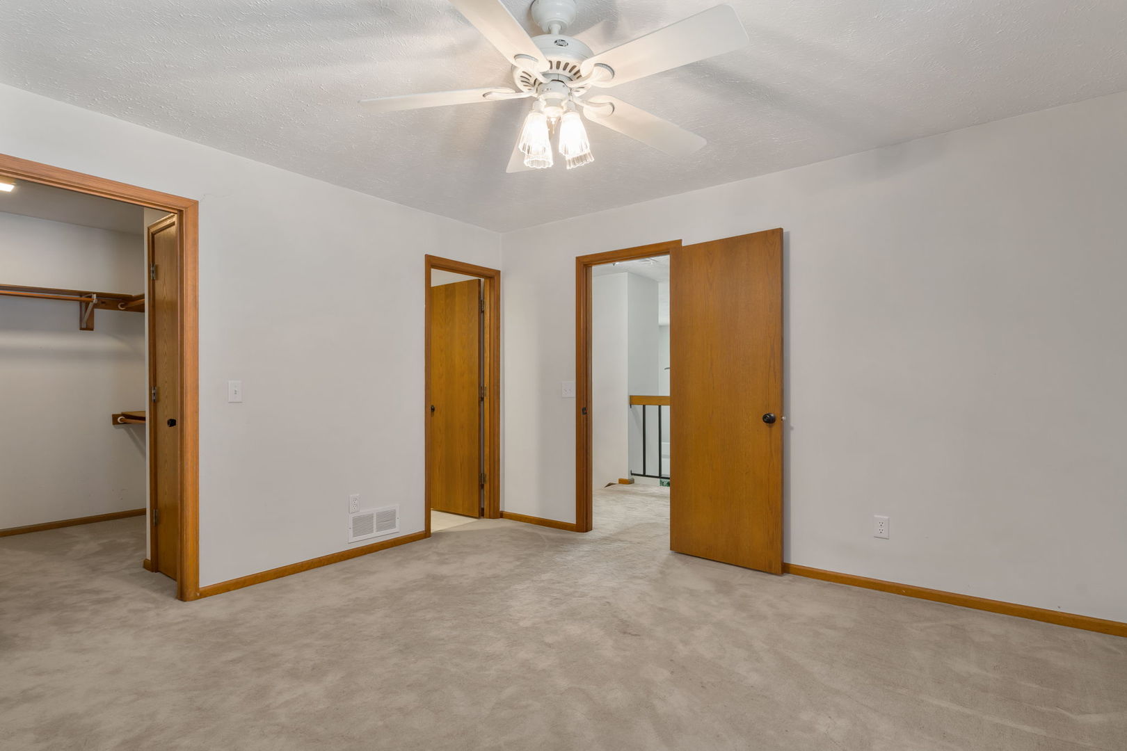 4554 Bunker Hill Drive