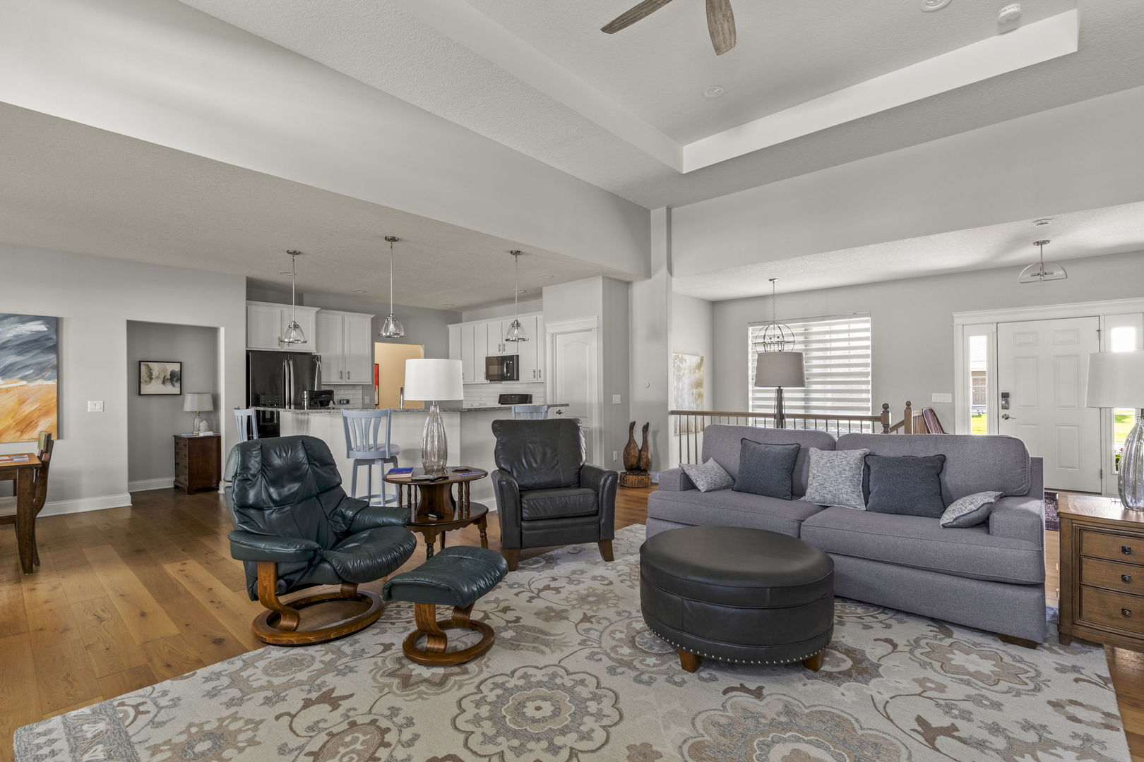 7051 Grove Crossing