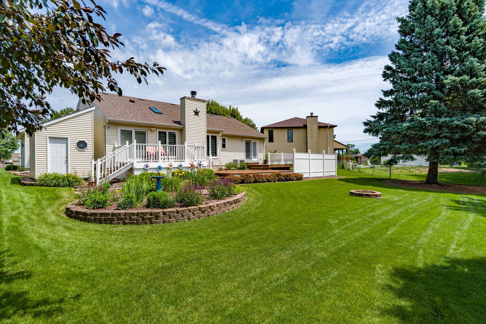 3421 Meadow Court