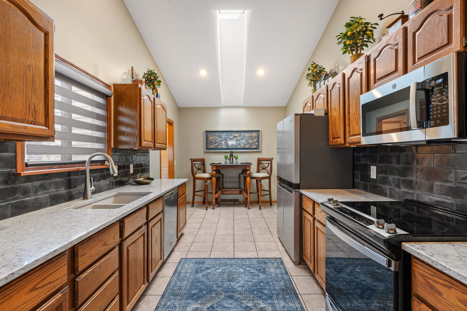 3421 Meadow Court