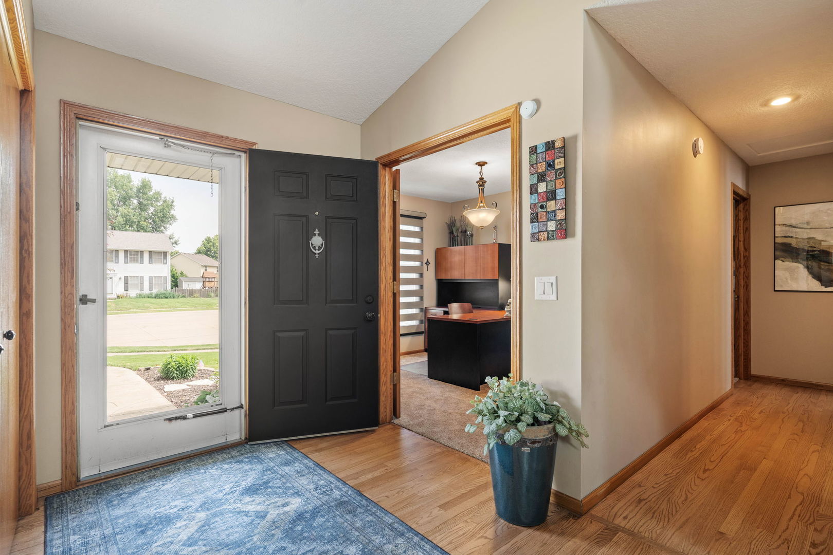 3421 Meadow Court
