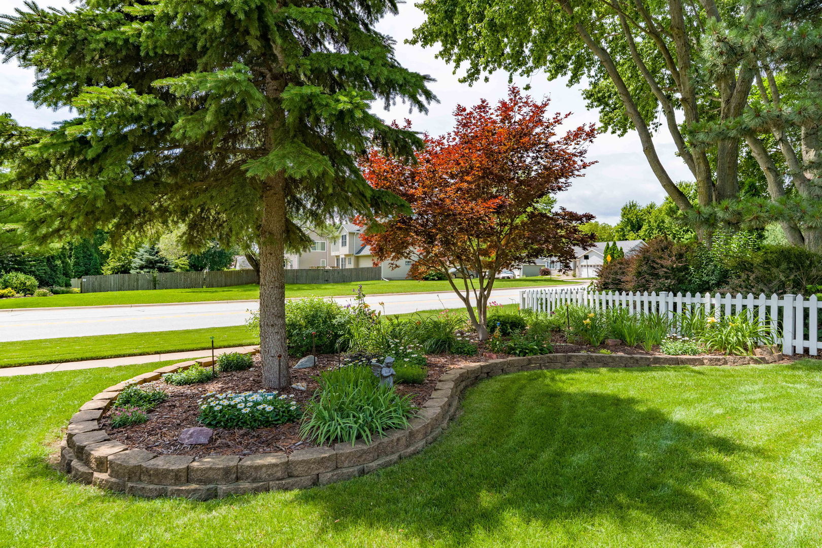 3421 Meadow Court