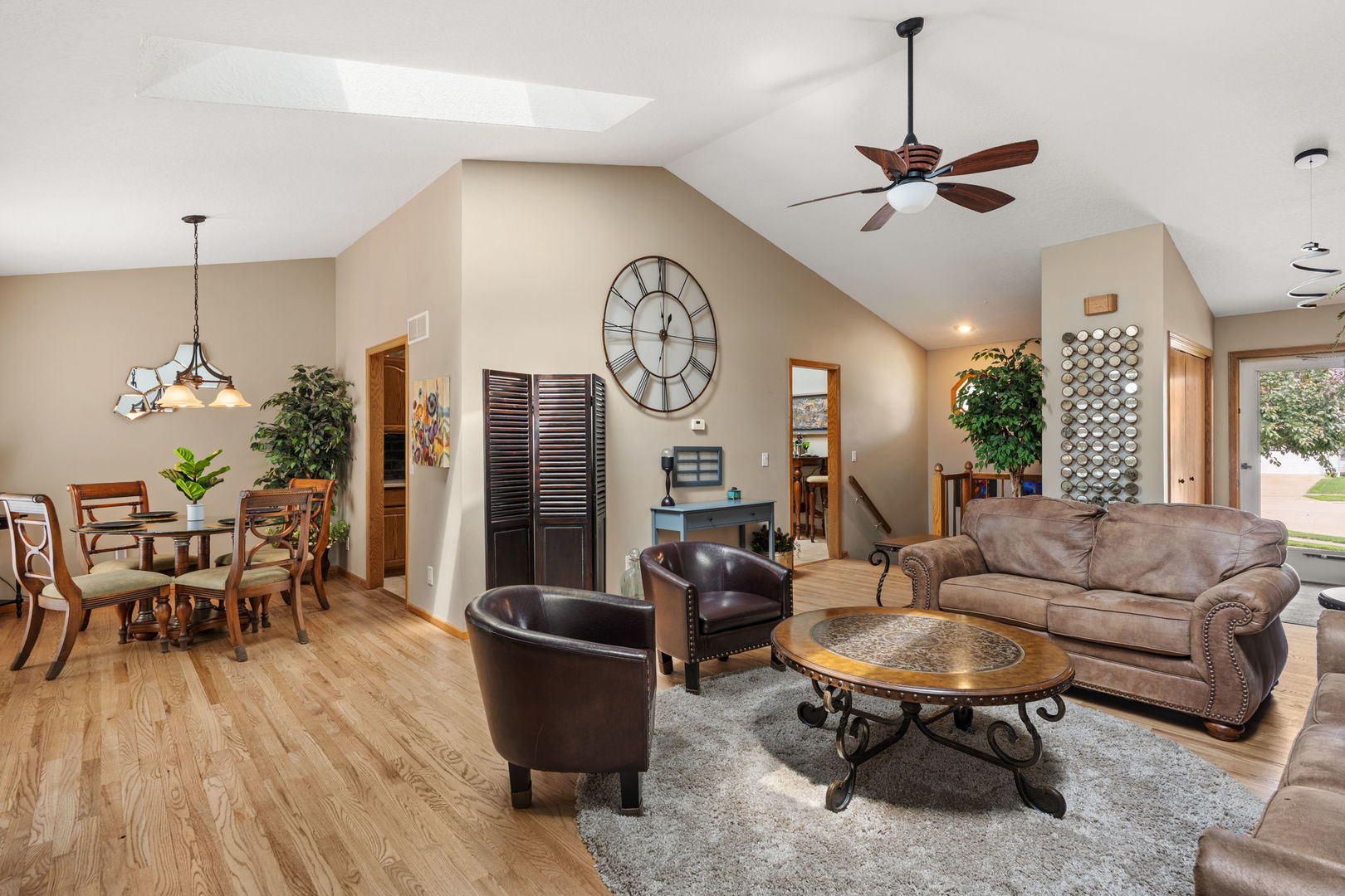 3421 Meadow Court