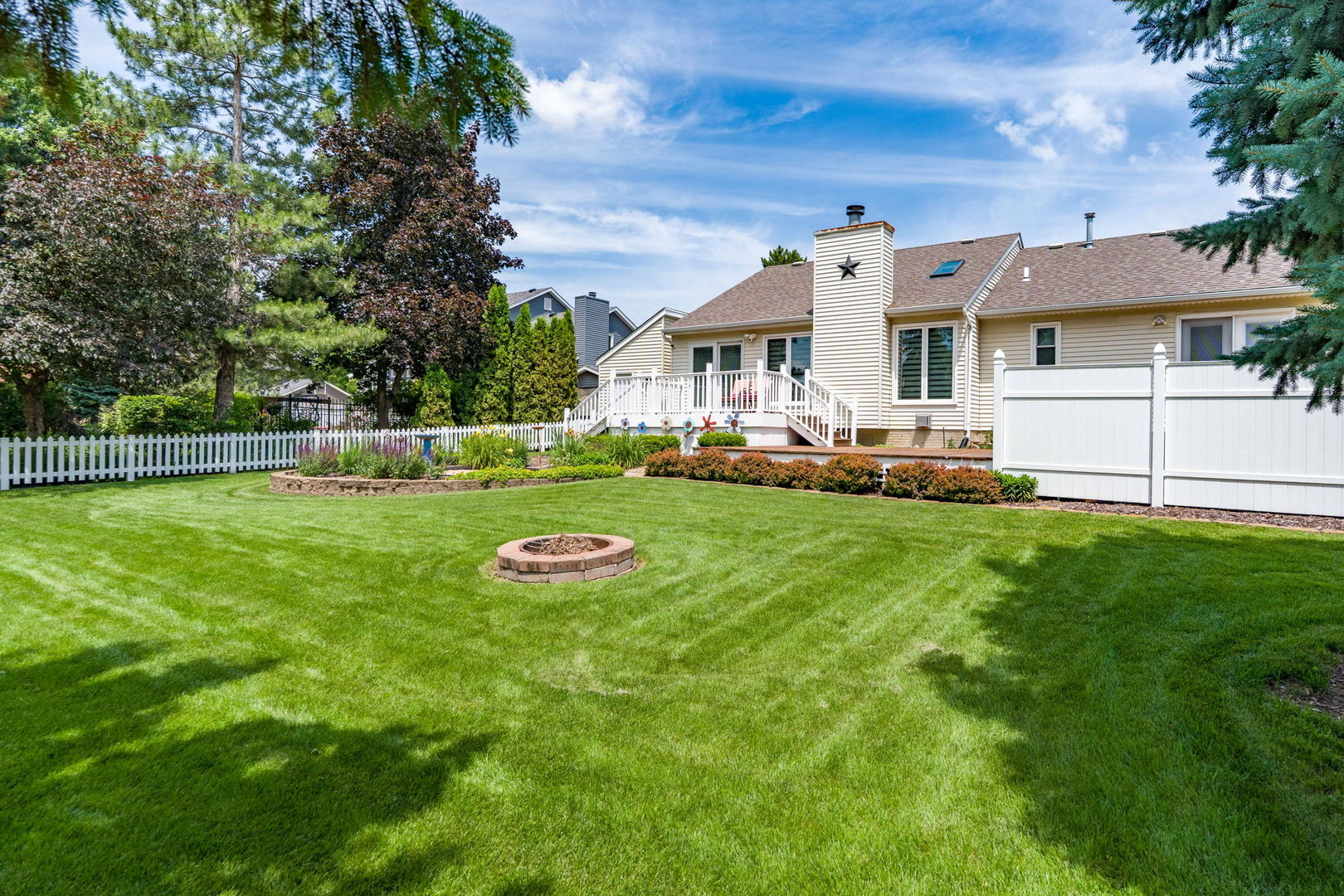 3421 Meadow Court