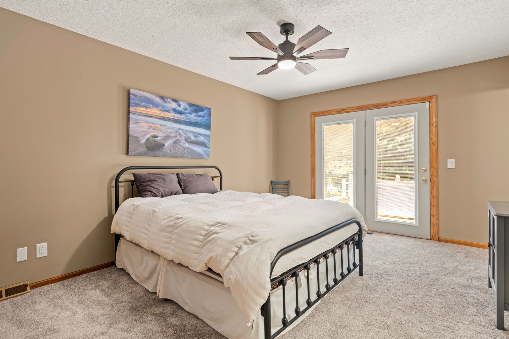 3421 Meadow Court