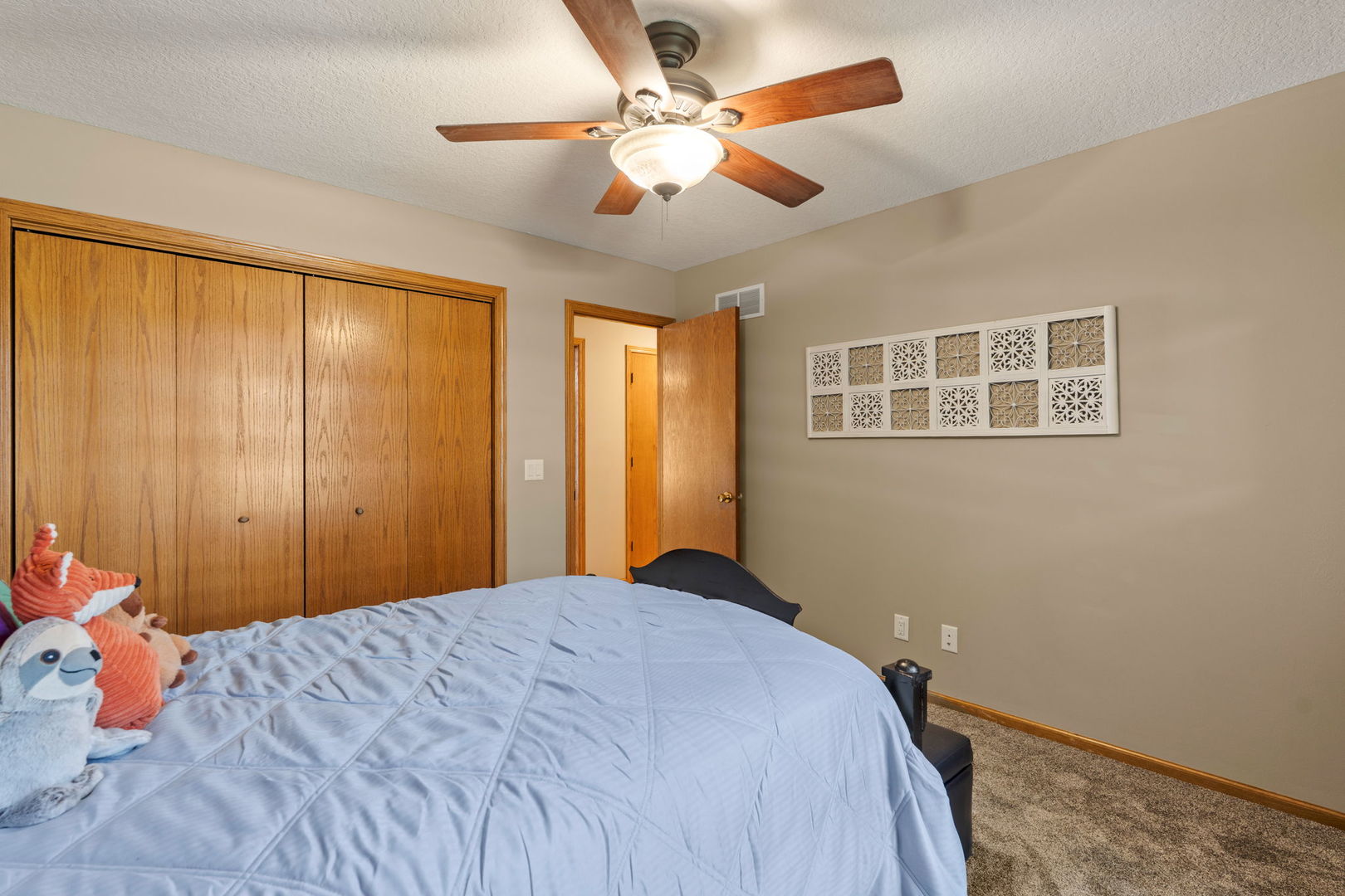 3421 Meadow Court