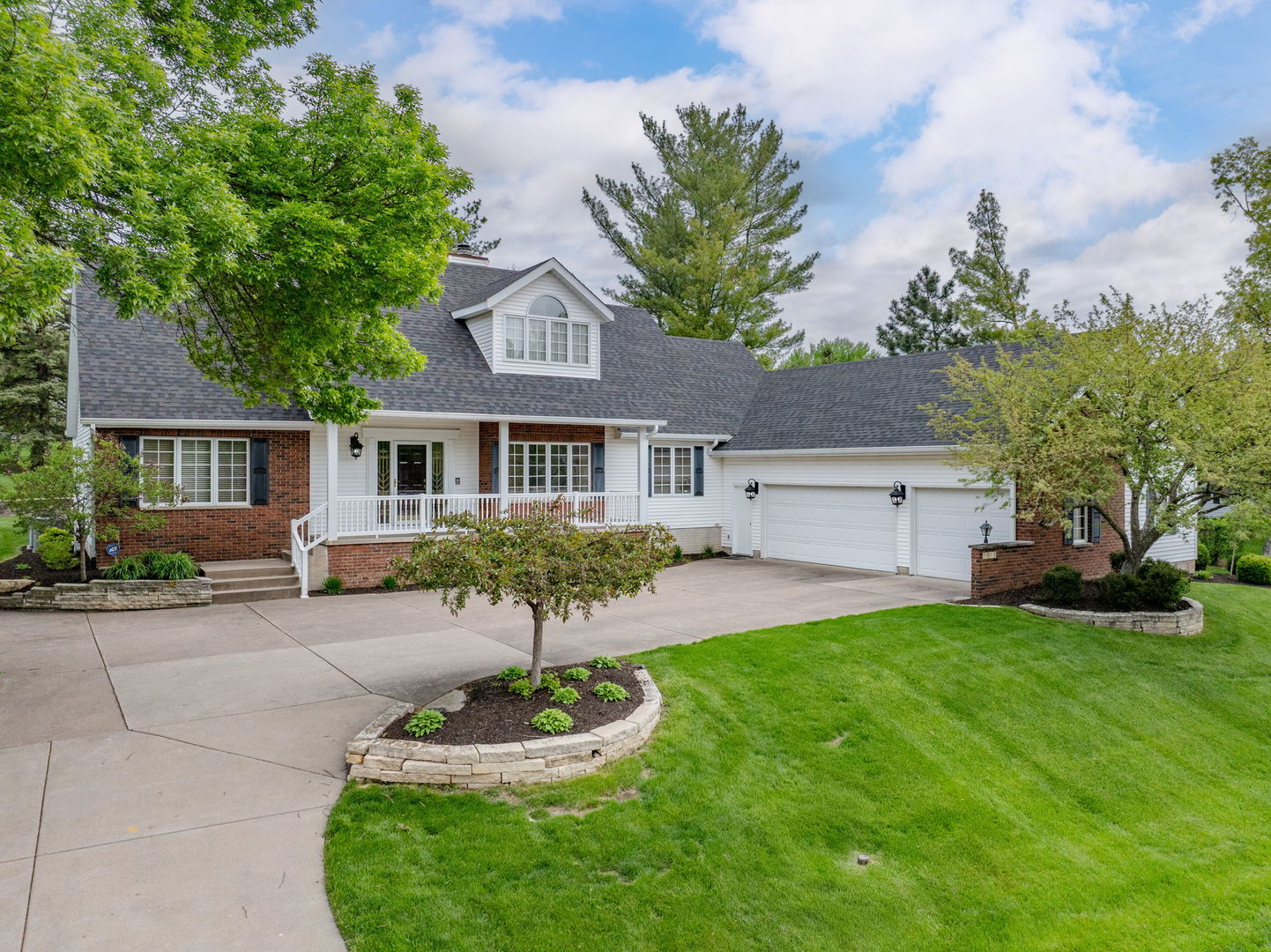 5018 Turnberry Lane