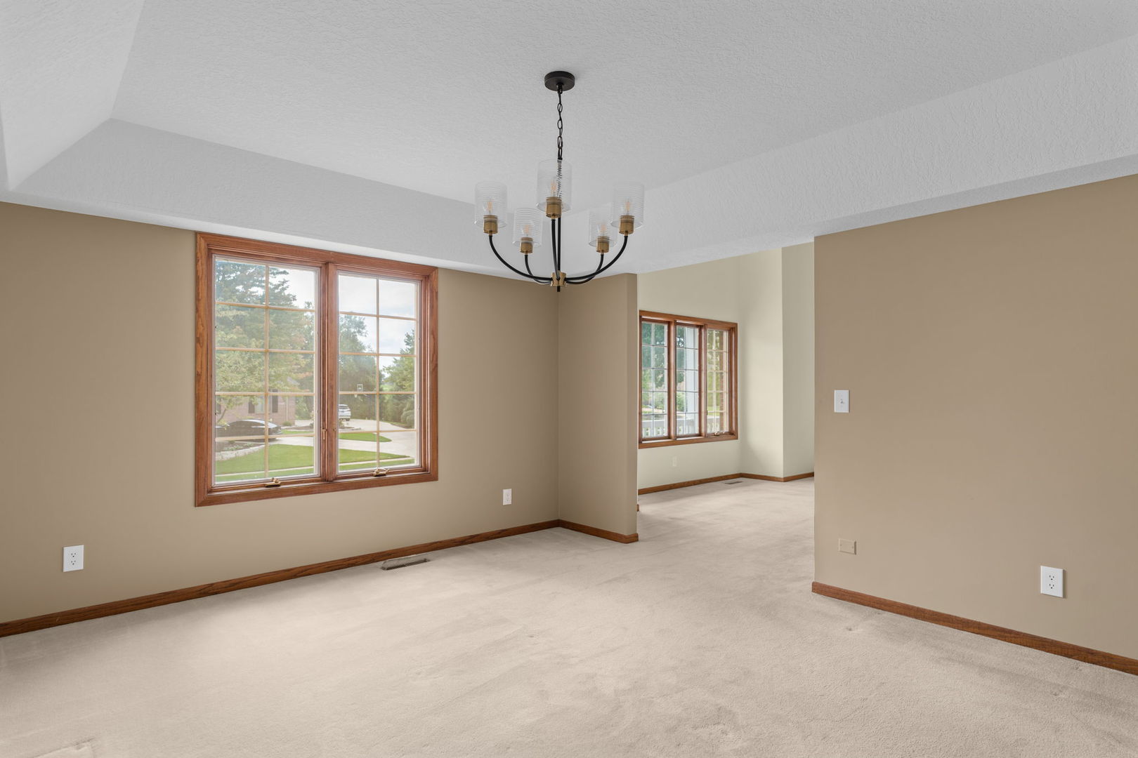 5018 Turnberry Lane