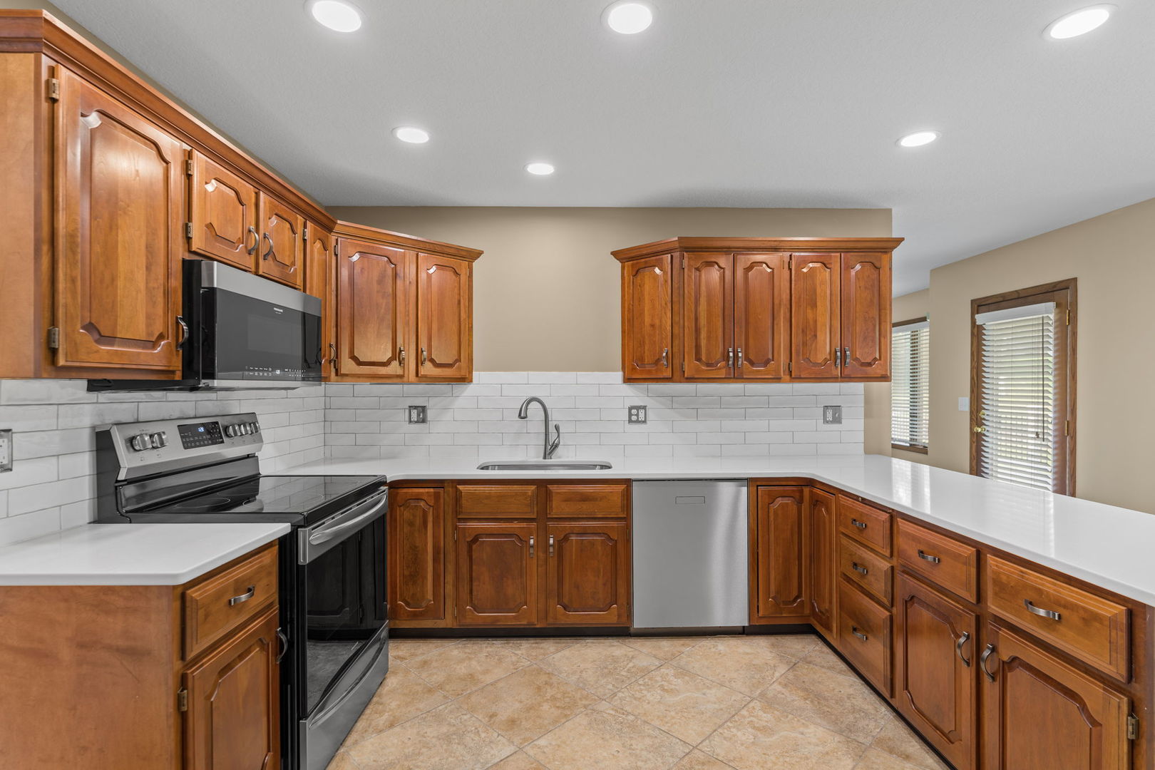 5018 Turnberry Lane