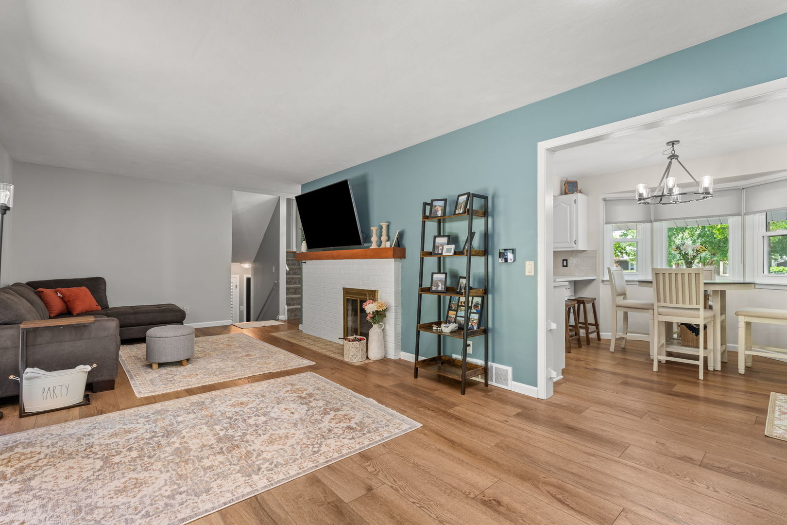 2327 Salem Court